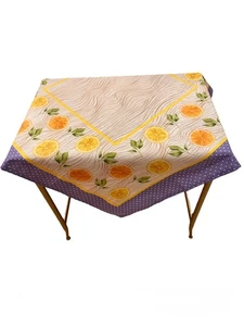Mesa cuadrada con estampado de cítricos-naranjas y limón. Cuadrado 40"x40" - Imagen 1 de 23