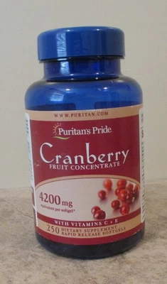 Concentrado de fruta de arándano Puritan's Pride - 4200 mg - 250 cápsulas blandas Foto 1 de 3