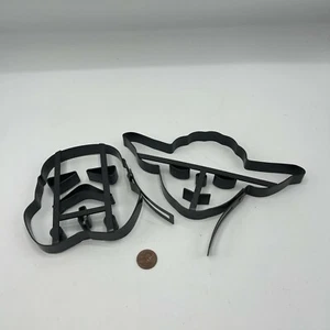 Moldes para panqueques Williams Sonoma Star Wars Trooper & Baby Yoda para hornear - Imagen 1 de 4