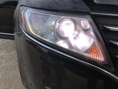 Faro delantero derecho pasajero HID Lincoln MKT 2010-2019 con lámpara adaptativa 96186 Foto 1 de 4