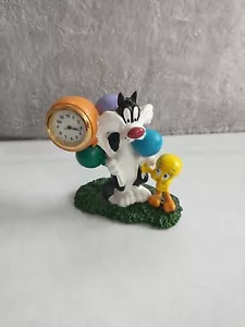 Rare Vintage Sylvester And Tweety Bird Clock Marked 1997 By Warner Bros - Picture 1 of 8