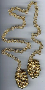 1940'S VINTAGE GOLD TONE LONG CHAIN JINGLE BELL CLUSTERS WRAP NECKLACE ** - Bild 1 von 5