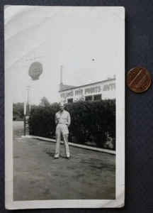 1940s WWII Era Wilson's Five Points Shell Oil Gas Station candid soldier photo-- - Picture 1 of 1