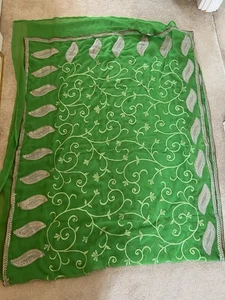Green And Silver Embroidery Sari With Pre Made Blouse Size M - Picture 1 of 10