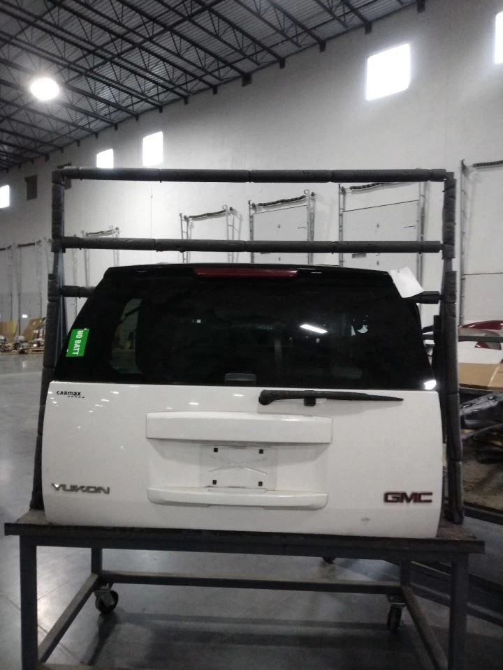 Trunk/Hatch/Tailgate With Privacy Tint Glass Fits 07-14 SUBURBAN 1500 584495 - Image 1 of 3