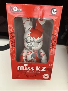 Toy2r Qee Collection Limited Edition Miss KZ (KIRNA ZABETE) VERY RARE UK Seller - Picture 1 of 12