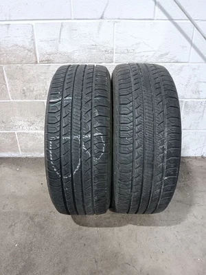 2x Neumáticos usados P215/55R17 Goodyear Assurance Outlast 9/32 94 V 2155517 Foto 1 de 4