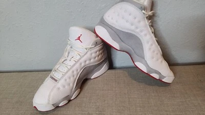 Tênis Nike Air Jordan 13 retrô infantil 7Y cinza lobo DJ3003-160 - Imagem 1 de 4