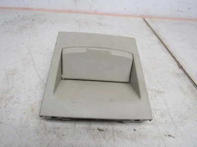 Cubierta de tapa de enchufe de toma de corriente trasera INFINITI moldura de consola central Q45 2002 2006 Foto 1 de 4