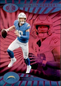 2024 Panini Illusions #49 Collezione Trofeo Justin Herbert Rosa #/299 - Foto 1 di 2