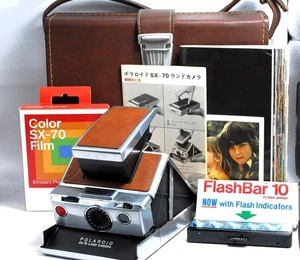 READ! Polaroid SX-70 First Land Camera w/ Case Film Pack [Near MINT] From JAPAN - Picture 1 of 13