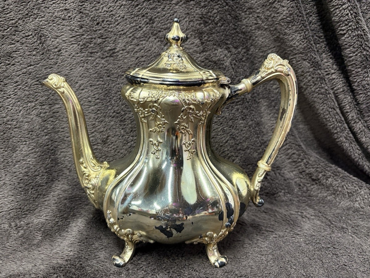 Reed & Barton 1850-1899 Antique US Silver-Plated Teapots Reed & Barton 1850-1899 Antique US Silver-Plated Teapots