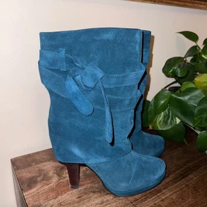 Restricted Womens 6.5 Teal Suede Ankle Boots High Heel Round Toe Bow Accent - Picture 1 of 11