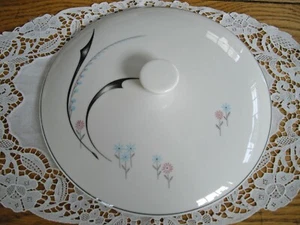 Tazón redondo vintage Celestial China FANTASY blanco 9 3/4" SOLO TAPA ~ - Imagen 1 de 6