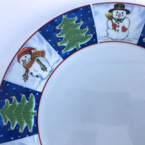 Muñecos de nieve Plato de cena Árboles de Navidad Muñeco de nieve Royal Norfolk Azul Rojo Verde - Imagen 1 de 4