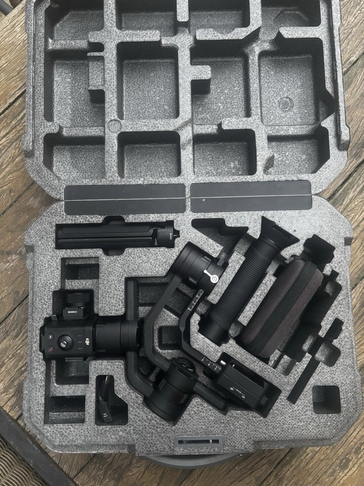 DJI RONIN S STABILISATEUR + Accessoires - Photo 1/4