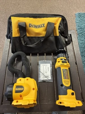 Dewalt DC550 18V Heavy Duty Cordless Cut Out Tool W/DW919 Light, Bits, And Bag - Image 1 of 4
