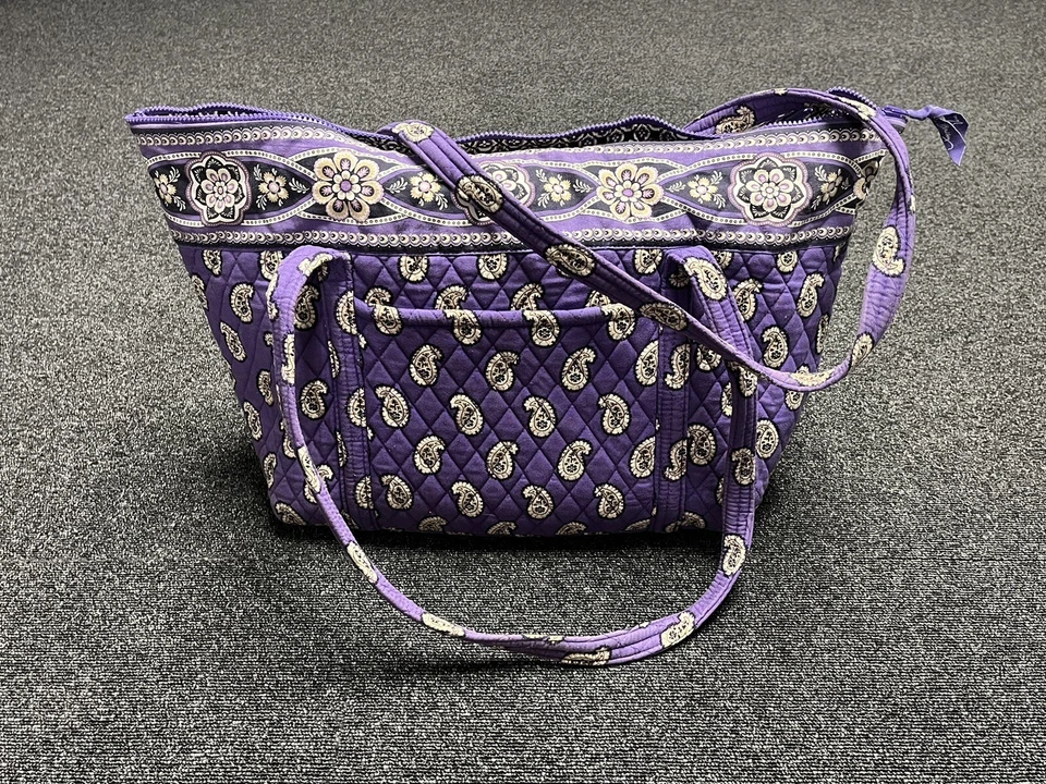 Vera Bradley Acolchado Púrpura Paisley Floral Bolso de Mano Tienda Escuela Viaje Bolso de Hombro Foto 1 de 1