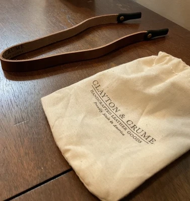 NUEVA correa para gafas de sol de cuero Clayton & Crume, se adapta a todos - con bolsa de regalo Foto 1 de 4