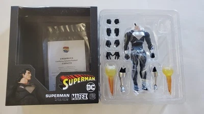 Mafex Superman Return of Superman SIN CABEZAS Medicom Black Regeneration Foto 1 de 4