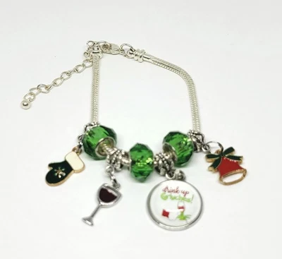 Pulsera con dije de cadena de serpiente Drink Up Grinches Foto 1 de 2