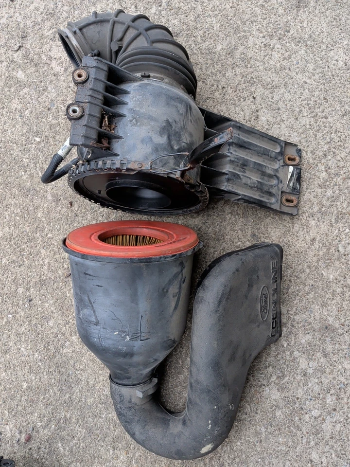 1999-2008 Ford Van E150 E250 E350 caixa de ar de admissão com MAF 5,4L - Imagem 1 de 4