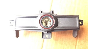 Original Audi A6 4F C6 Zigarettenanzünder Blende Anzünder hinten Grau-4F0863351E - Bild 1 von 1