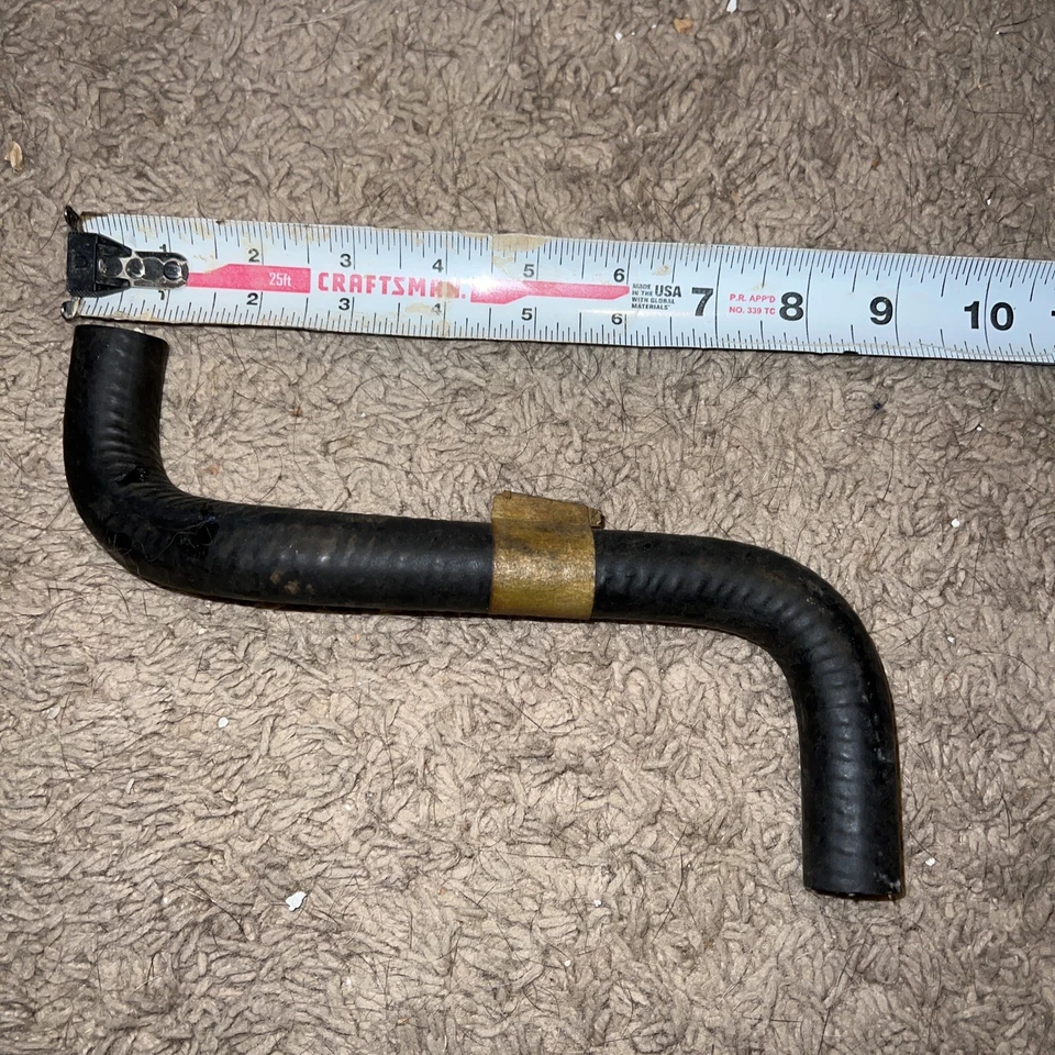 Manguera de calefacción o derivación Plymouth de la década de 1950 NOS Foto 1 de 1