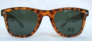 VINTAGE... ANNI '80... TARTARUGA... STILE QUADRATO... LENTE VERDE... OCCHIALI DA SOLE...NUOVI VECCHI STOCK - Foto 1 di 3
