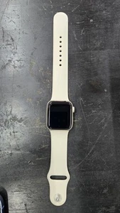 Apple Watch Series SE / 2nd Gen / GPS+LTE / 40MM / Starlight / 27U - Zdjęcie 1 z 3