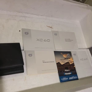 2017 Volvo XC60 Owners Manual Supplement Set Leather Case OEM - Bild 1 von 4