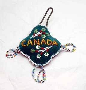 Kanada Souvenir Vintage Samt Front Perlen Nadelkissen Handarbeit Volkskunst 60er - Bild 1 von 3