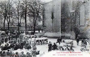 CPA 09 SAINT GIRONS Marché aux Boeufs (BELLE ANIMATION - Picture 1 of 1