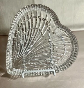Waterford Crystal Vanity 7 1/2" Heart Shaped Tray - Picture 1 of 2