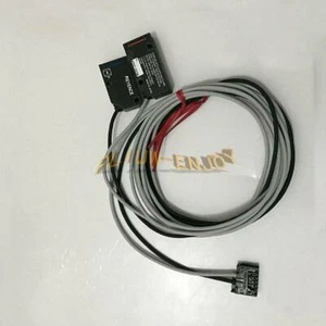1PCS Keyence LV-NH110 Laser Sensor NEW - Picture 1 of 2