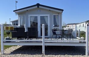 PRIMROSE VALLEY HOLIDAY CARAVAN WITH AMAZING SEA VIEWS - BOOK NOW FOR 2024/2025