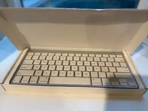 Apple Magic Keyboard Bluetooth Wireless Model A1314 in Original Box Fully Tested - Picture 1 of 3