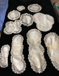 Large Lot of 29 Vintage Hand Crocheted Round Doilies & Doily box / lid Variety - Picture 1 of 23