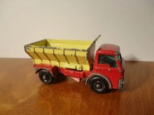 Vintage Matchbox Dump Truck Lesney England No.70 Loose - Picture 1 of 3