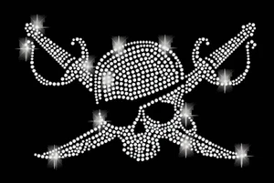 STRASSSTEINE TOTENKOPF PIRAT SKULL SCHÄDEL BÜGELBILD HOTFIX APPLIKATION SEBEL - Picture 1 of 5