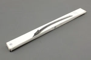 Genuine VW Polo AW 2018-on front windscreen wiper blades RHD 2G2998002B - Picture 1 of 3