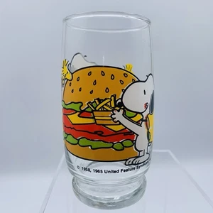 Vintage 1965 Collector's Glass Snoopy/Woodstock by United Feature Syndicate - Picture 1 of 5