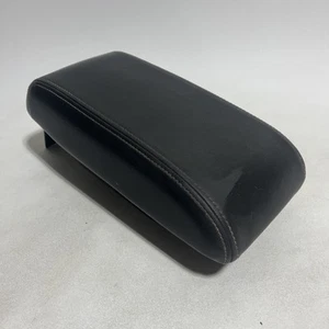 2010-12 Ford Fusion Center Console Lid Arm Rest FW Charcoal Black Leather 75114 - Picture 1 of 8