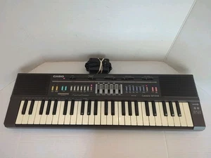Casio Casiotone MT-205 Vintage Electronic Keyboard Synthesizer mit Netzteil - Bild 1 von 12