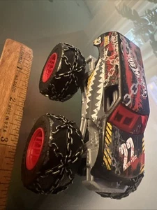 Hot Wheels Monster Jam Trucks Town Hauler Tire Chains 1:64 Scale - Picture 1 of 4