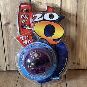 20Q Questions Handheld Electronic Guessing Game Purple Radica 2003 SEALED NIB - Picture 1 of 2
