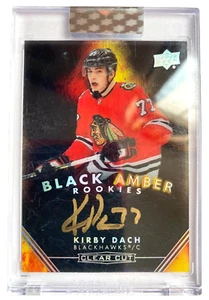 2019-20 UD Clear Cut Black Amber Rookies Kirby Dach On Card Autograph RC SEALED - Picture 1 of 2