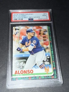 Tarjeta de novato Pete Alonso 2019 Topps Holiday #71 PSA 9 como nueva sin luces calcetín Bat Reg - Imagen 1 de 3