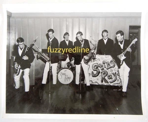 Vtg 1960s Garage Band 8x10 PHOTO The STING RAYS Portsmouth VA Lawn VERMILLION - Picture 1 of 3