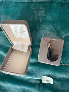 Colgante de iolita hecho a mano con piedras preciosas - Imagen 1 de 2